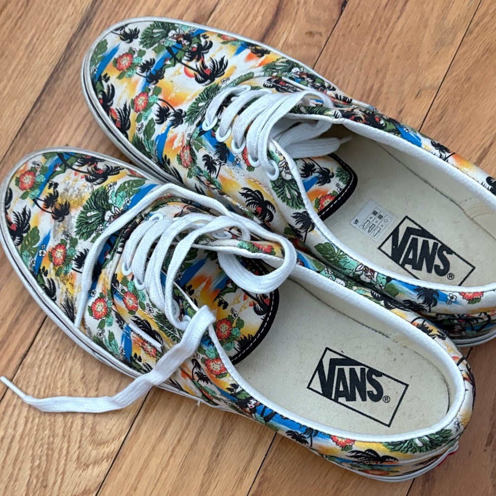 Vans Vibrant Tropical Print Sneakers